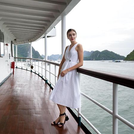 Emeraude Classic Cruises Hạ Long Exterior foto