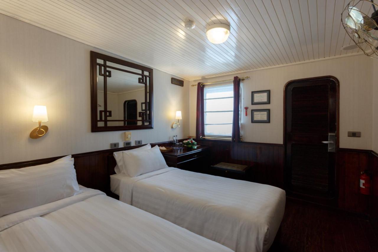 Emeraude Classic Cruises Hạ Long Exterior foto