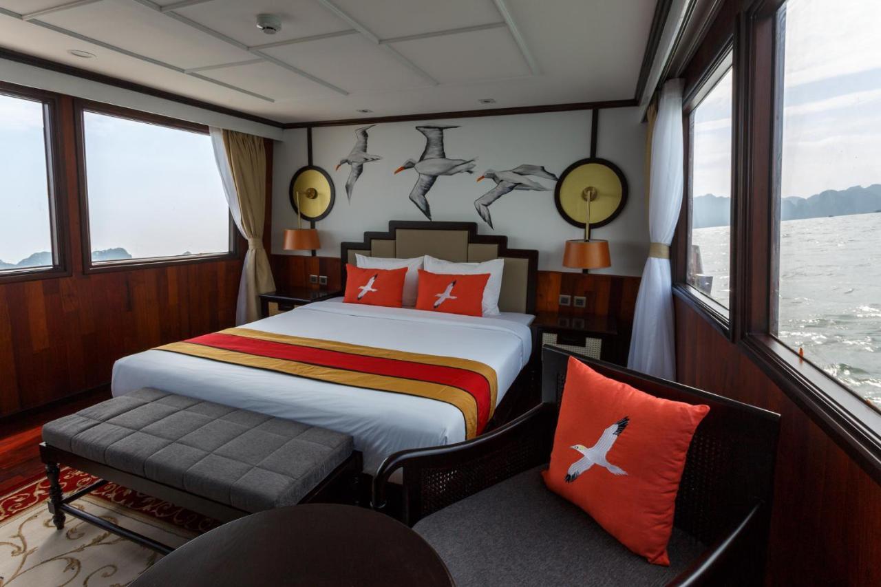 Emeraude Classic Cruises Hạ Long Exterior foto