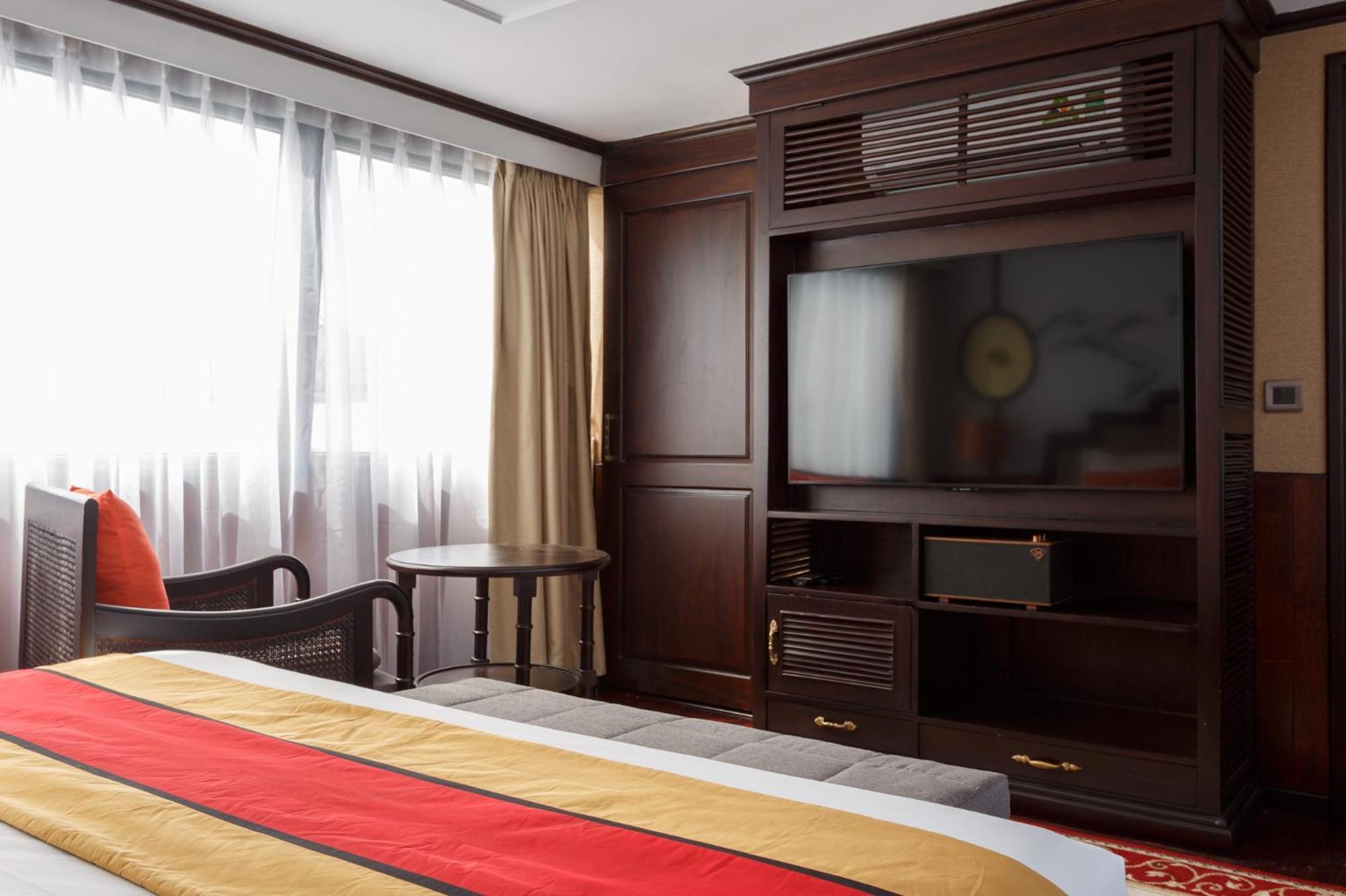 Emeraude Classic Cruises Hạ Long Exterior foto