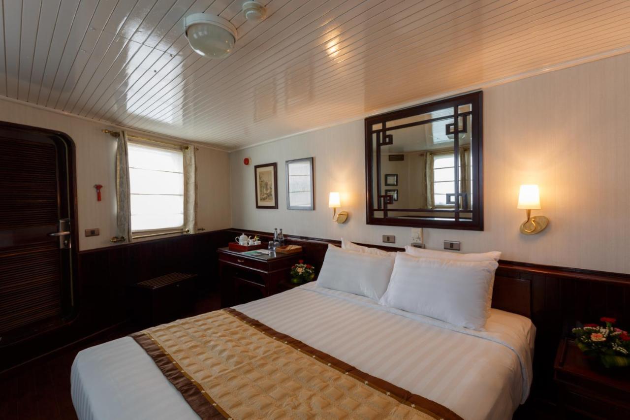 Emeraude Classic Cruises Hạ Long Exterior foto